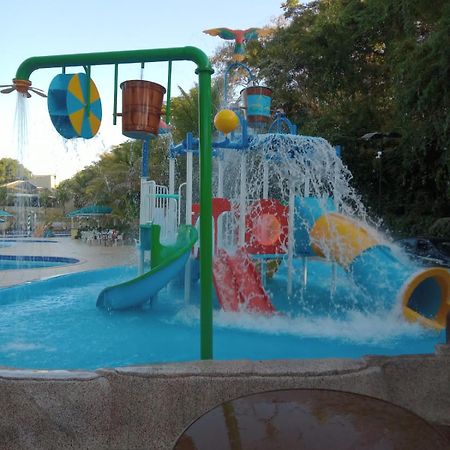 Aldeia Do Lago, 2 Qtos Caldas Novas Εξωτερικό φωτογραφία